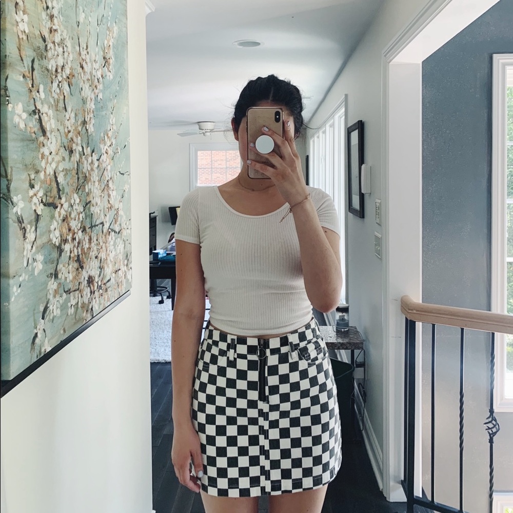 Checkered zip-up skirt